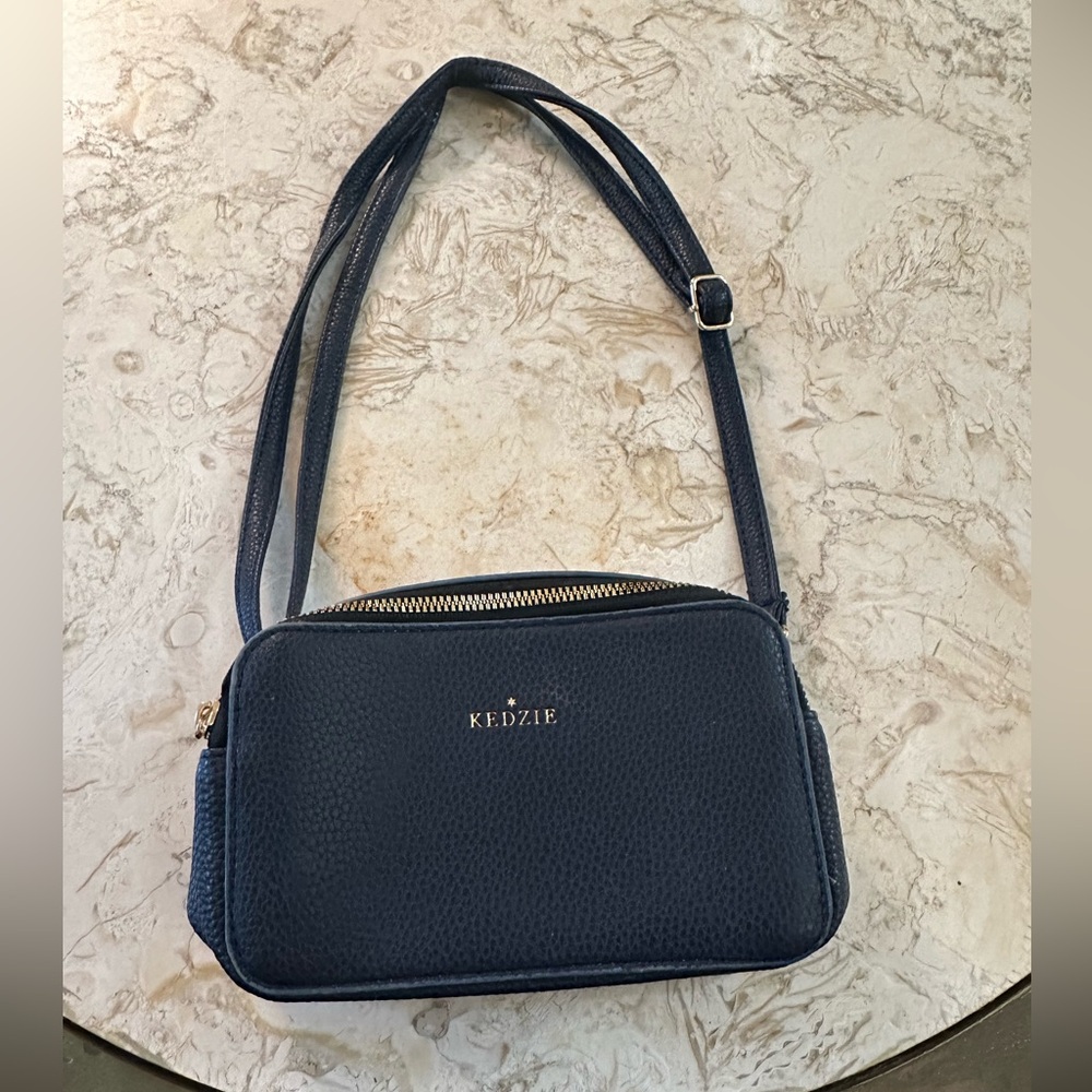 Navy Crossbody💕
